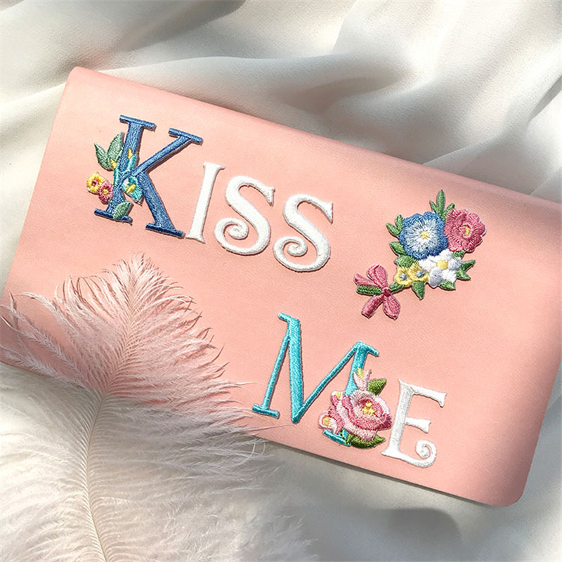 Zarif İngilizce Harfli Kek Gül - Embroidery Letter M incelemesi ve fiyatı